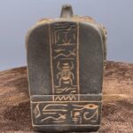 Hand-Carved Basalt Anubis Sarcophagus: Egyptian God Statue (40cm) - صورة إضافية 7