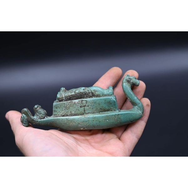 Handmade Stone Thoth Boat Statue: Egyptian Antiquity Replica