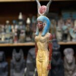 Hathor-Goddess of heaven, love, beauty, happiness and fertility in ancient Egyptian mythology-sculpture antiques statue - صورة إضافية 9