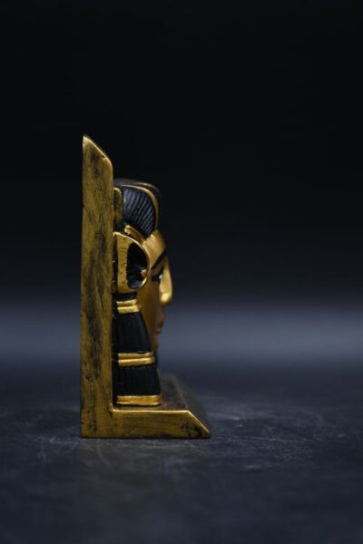 Hathor Mask Statue: Egyptian Goddess Sculpture - صورة إضافية 2