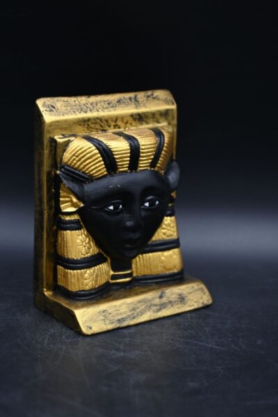 Hathor Mask Statue: Egyptian Goddess Sculpture - صورة إضافية 8