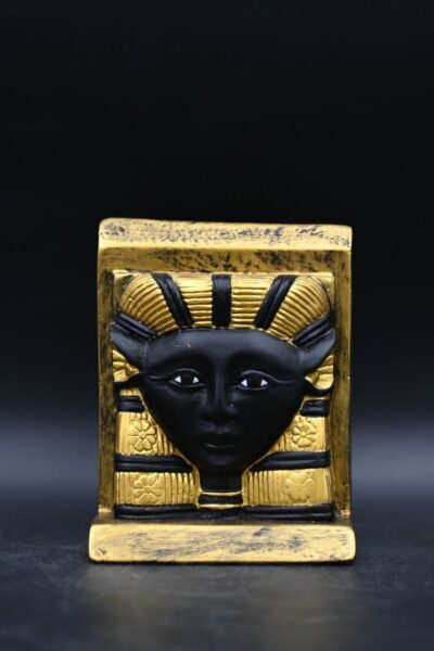 Hathor Mask Statue: Egyptian Goddess Sculpture - صورة إضافية 9