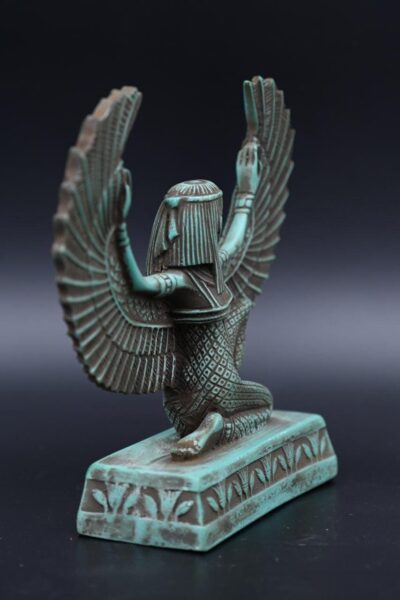 Marvelous Isis Winged Statue - Egyptian Goddess of Love,protection,Magic,Spiritual Energy & She Is The Sacred Mother in Egyptian Mythology - صورة إضافية 2