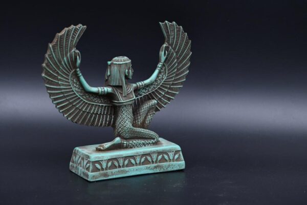 Marvelous Isis Winged Statue - Egyptian Goddess of Love,protection,Magic,Spiritual Energy & She Is The Sacred Mother in Egyptian Mythology - صورة إضافية 3