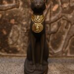 Masterpiece goddess Bastet statue, goddess of the home, domesticity, women's secrets, cats and childbirth. - صورة إضافية 4