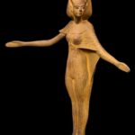 Neith Egyptian Goddess Statue: Ancient Mythology Sculpture - صورة إضافية 10