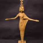 Neith Egyptian Goddess Statue: Ancient Mythology Sculpture - صورة إضافية 2