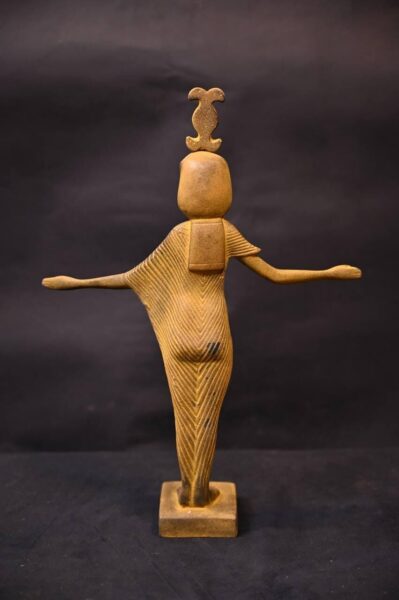 Neith Egyptian Goddess Statue: Ancient Mythology Sculpture - صورة إضافية 7