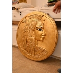 Queen Cleopatra Relief Disc: Egyptian Wall Art - صورة إضافية 3