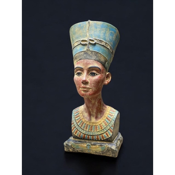 Queen Nefertiti Bust Statue – 30cm Egyptian Replica, Stone Finish Decor - صورة إضافية 4