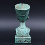 Queen Nefertiti Head Statue: Egyptian Decor Replica - صورة إضافية 4