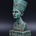 Queen Nefertiti Statuette: Egyptian Home Decor Replica - صورة إضافية 5