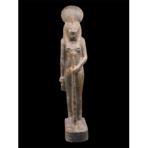 Rare Sekhmet Statue in Real Black Granite - 40 cm / 15.7 Inches Museum Quality Egyptian Goddess