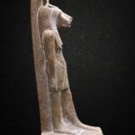 Red Granite Sekhmet Statue, Ancient Egyptian Lion Goddess - صورة إضافية 4