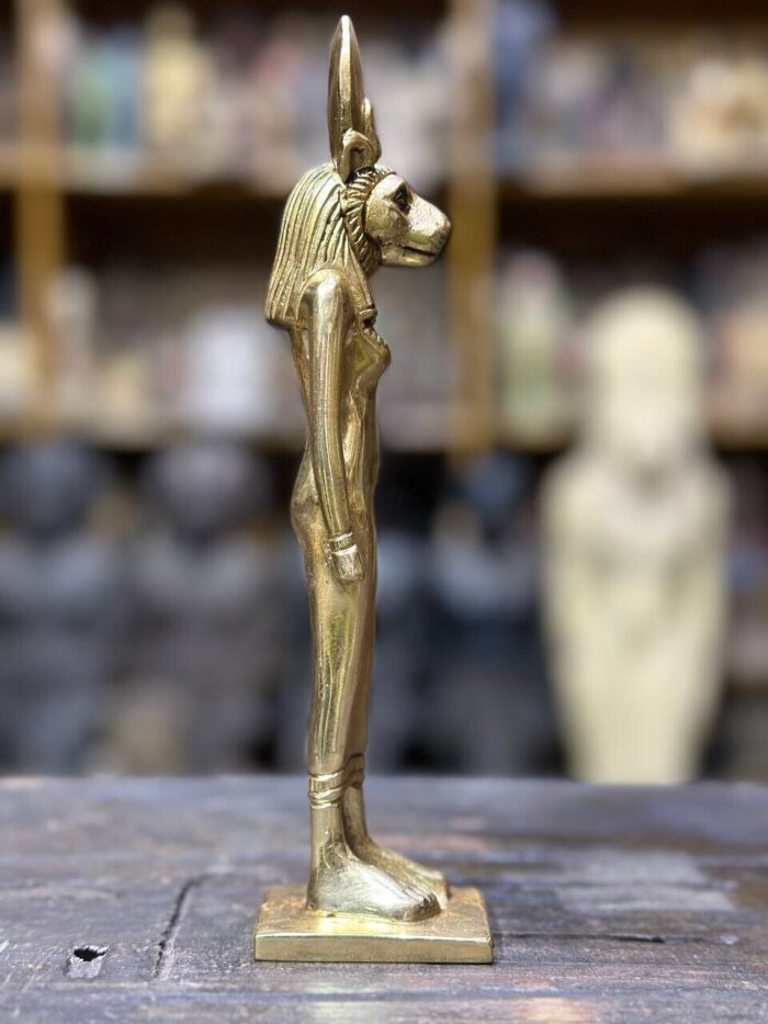 Sekhmet Statue – Egyptian Goddess of War, Gold Leaf Replica - صورة إضافية 4