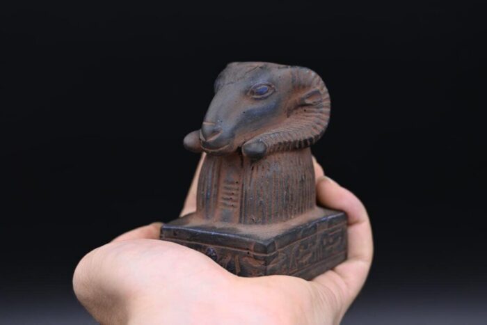 Stone Amun Statue: Egyptian God Replica - صورة إضافية 5