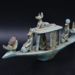 Stone Anubis Boat Statue with Horus - Egyptian Replica - صورة إضافية 3