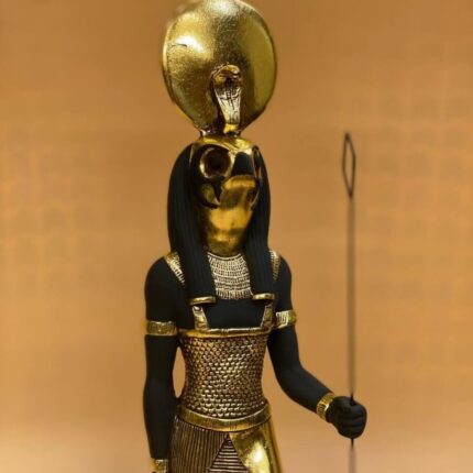 Stone Statue of Egyptian God Ra: Ancient Replica Decor - صورة إضافية 2