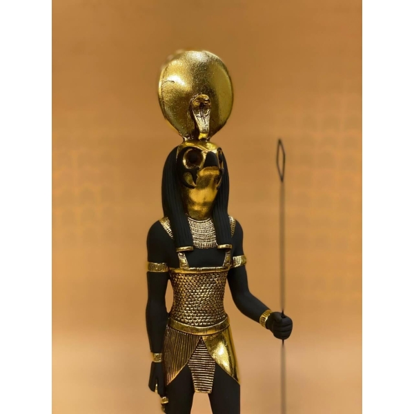 Stone Statue of Egyptian God Ra: Ancient Replica Decor - صورة إضافية 2