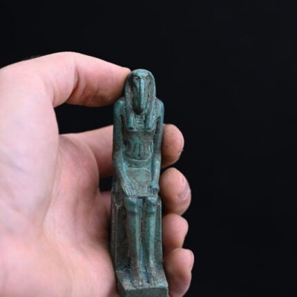 Stone Thoth Statue: Egyptian God of Wisdom Decor