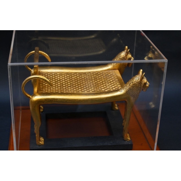 Tutankhamun lions bad-replica museum piece-ancient Egyptian religion,mythology-sculpture Egyptian antiquities-made in Egypt