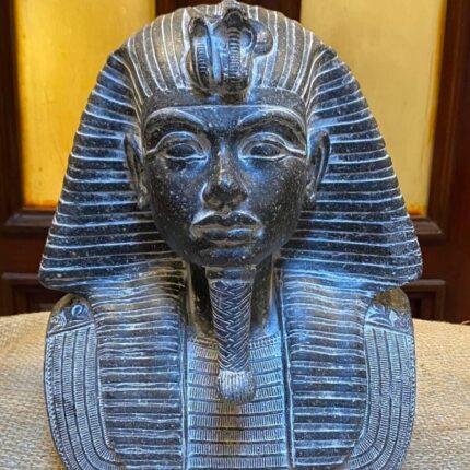Tutankhamun Statue: Egyptian Pharaoh Stone Decor