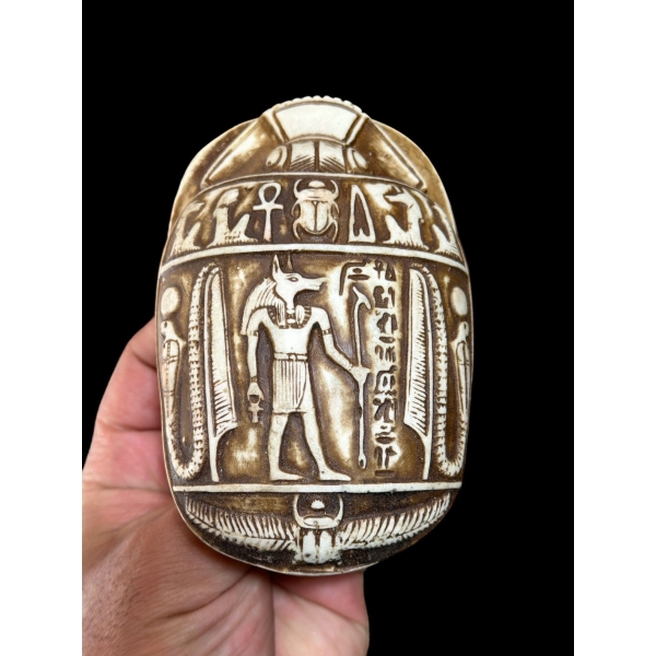 Unique Scarab Beetle, Ancient Egyptian Symbol of Protection - صورة إضافية 2