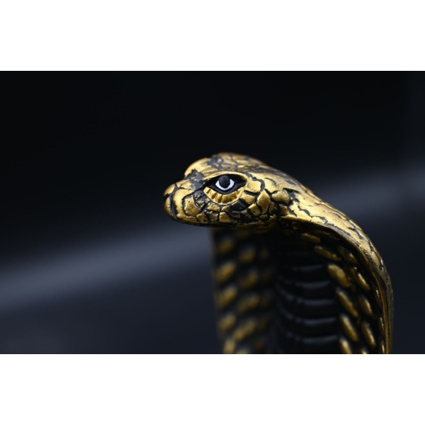 Uraeus Cobra Statue: Egyptian Deity Carving - صورة إضافية 2