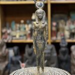 Vintage Hathor-Goddess of heaven,love,beauty, happiness-fertility in ancient Egyptian mythology-sculpture antiques statue-Egypt mythology - صورة إضافية 2