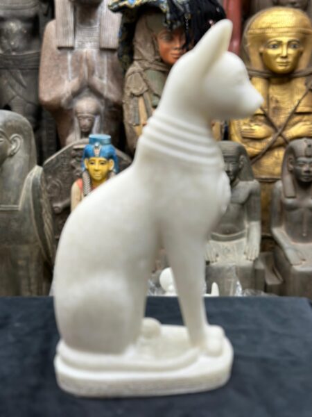 White Stone Bastet Cat Statue, Egyptian Goddess - صورة إضافية 7