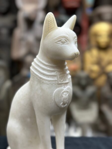 White Stone Bastet Cat Statue, Egyptian Goddess - صورة إضافية 9